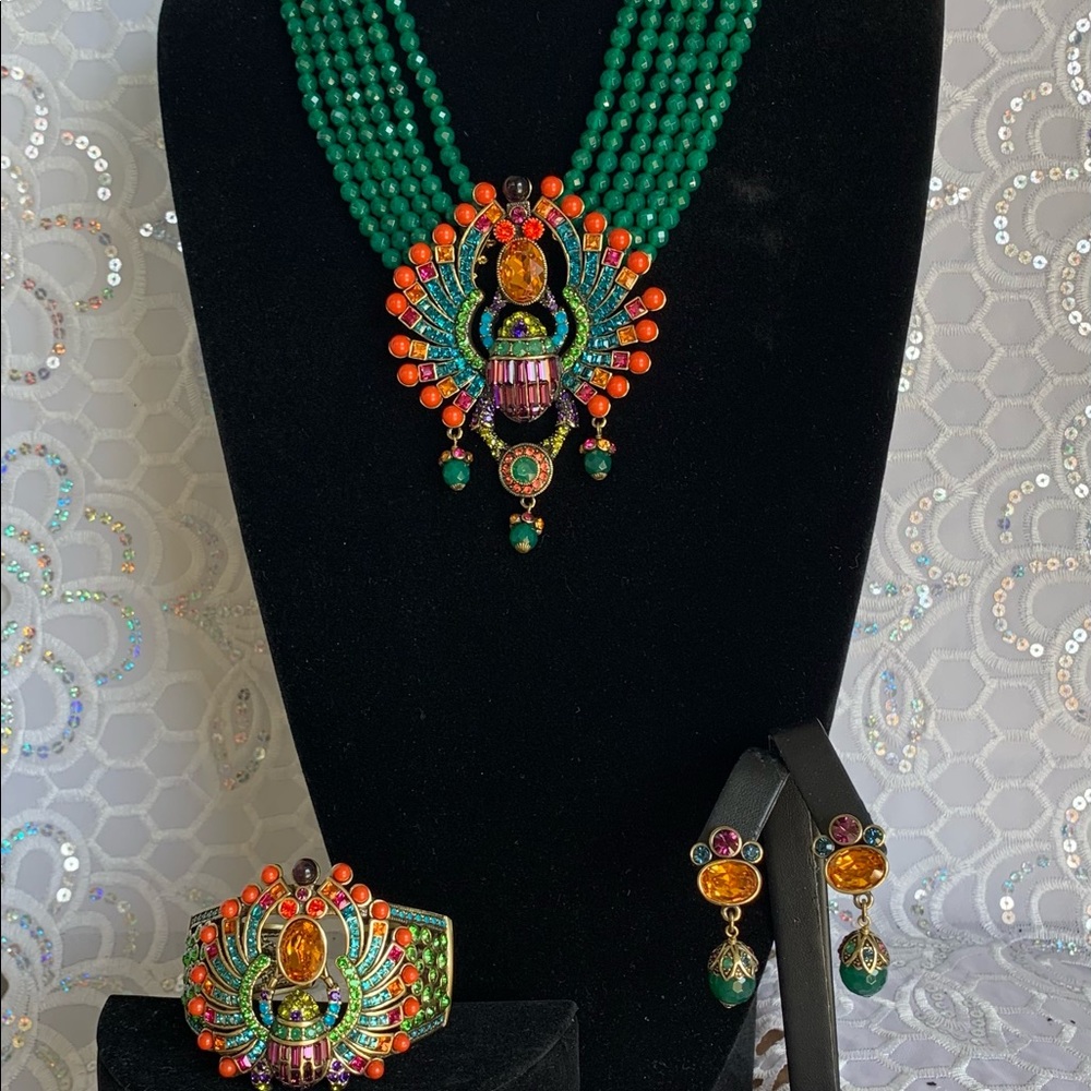 SOLD!  Heidi Daus Far Cry From Shy Suite